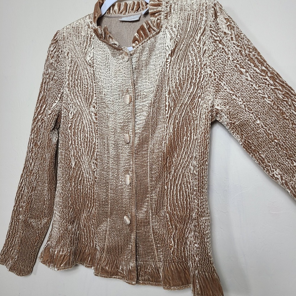 Chicos Gold Keily Crinkle Velvet Ruffled Jacket S Romantic Victorian Regencycore - Picture 3 of 10